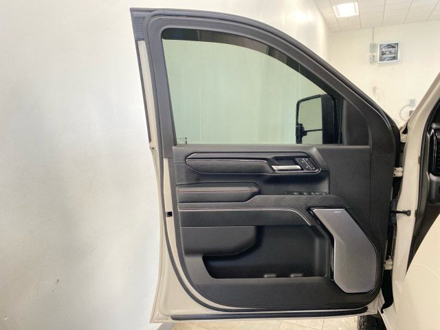 Used 2026 GMC Sierra 2500 AT4X w/ AT4X AEV Edition AWD/4WD image 19