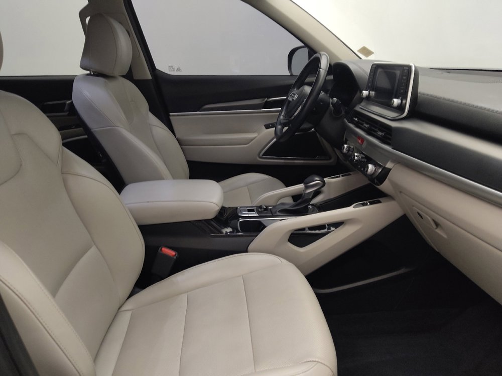 Used 2020 Kia Telluride S w/ S 8 Passenger Seating Package FWD image 21