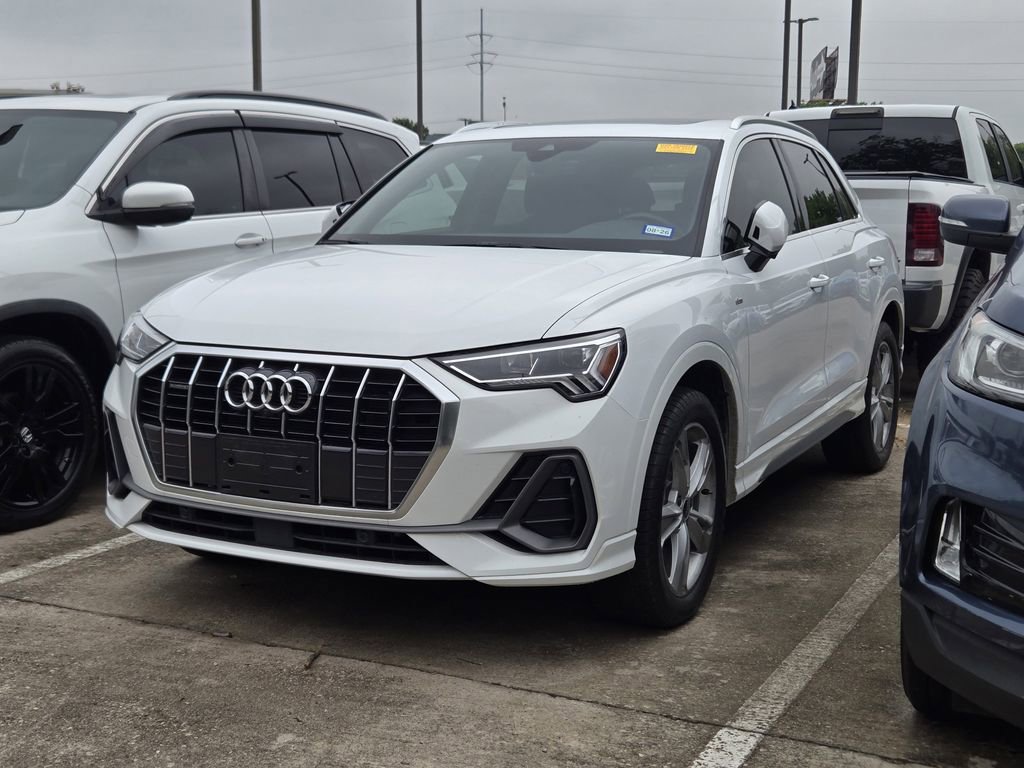 Certified 2024 Audi Q3 2.0T Premium Plus AWD/4WD image 6