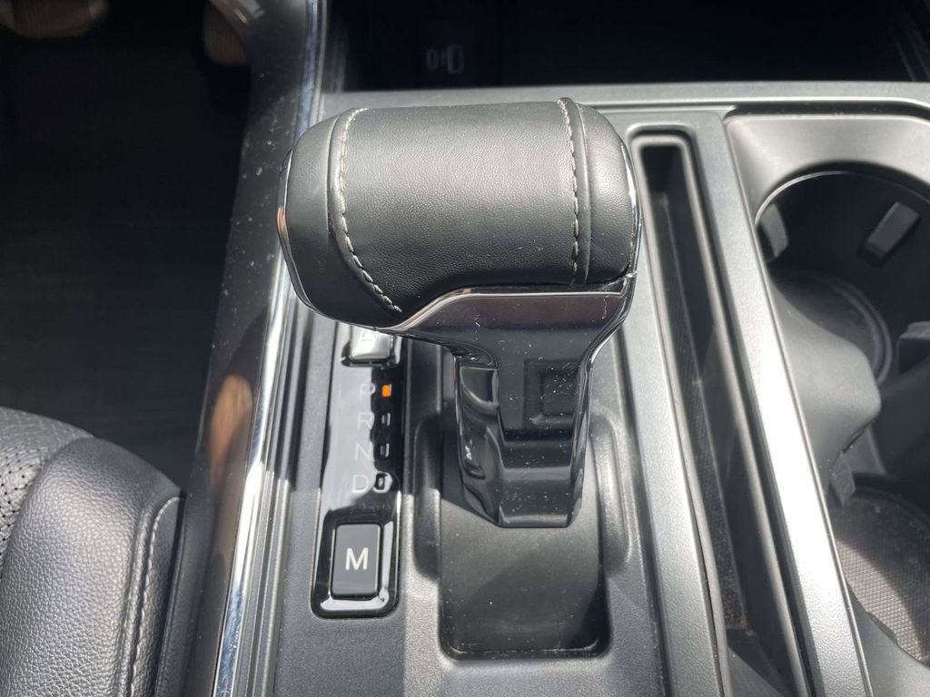 Used 2022 Ford F150 Lariat AWD/4WD image 17