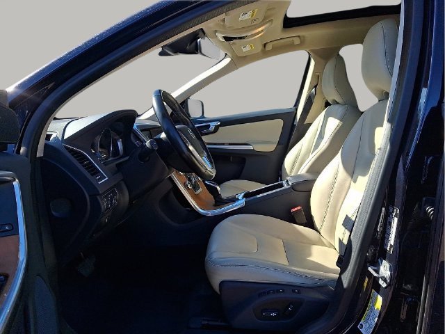 Used 2017 Volvo XC60 T5 Inscription w/ Preferred Option Package AWD/4WD image 24