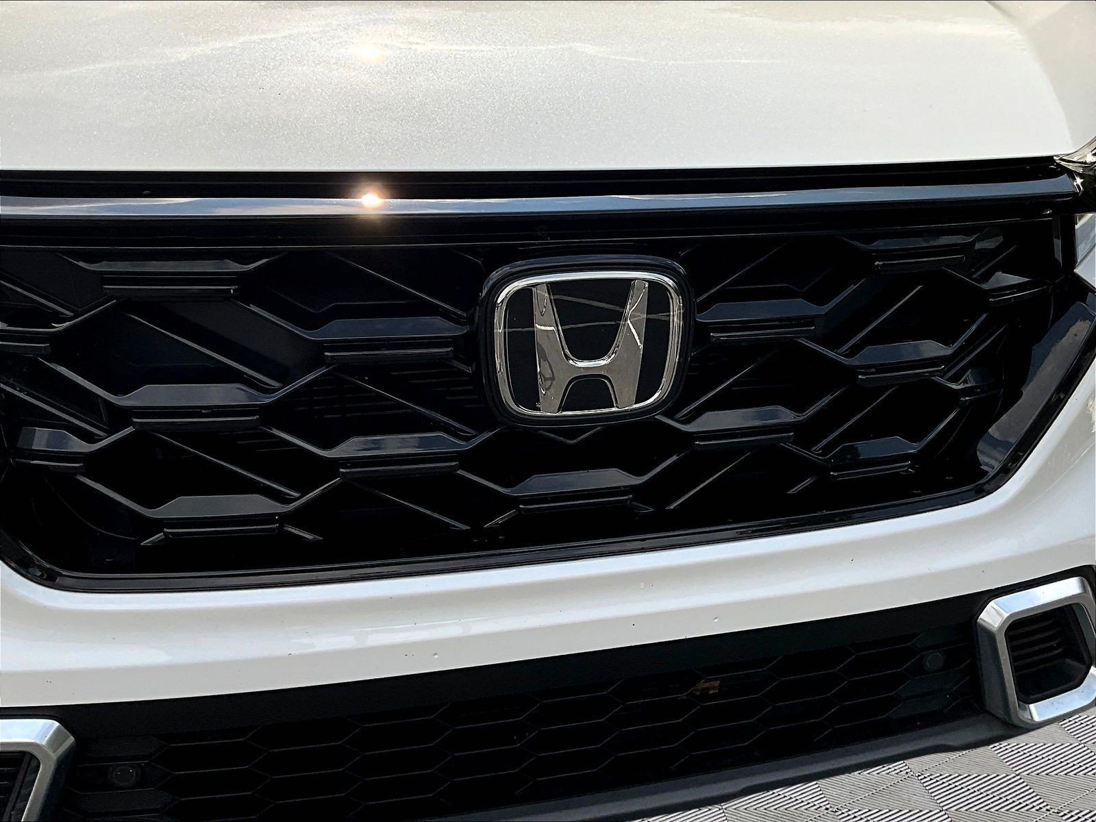 Used 2024 Honda CR-V Sport Touring image 33