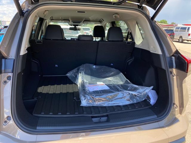 New 2026 Nissan Rogue SV w/ Rock Creek Premium Package AWD/4WD image 23