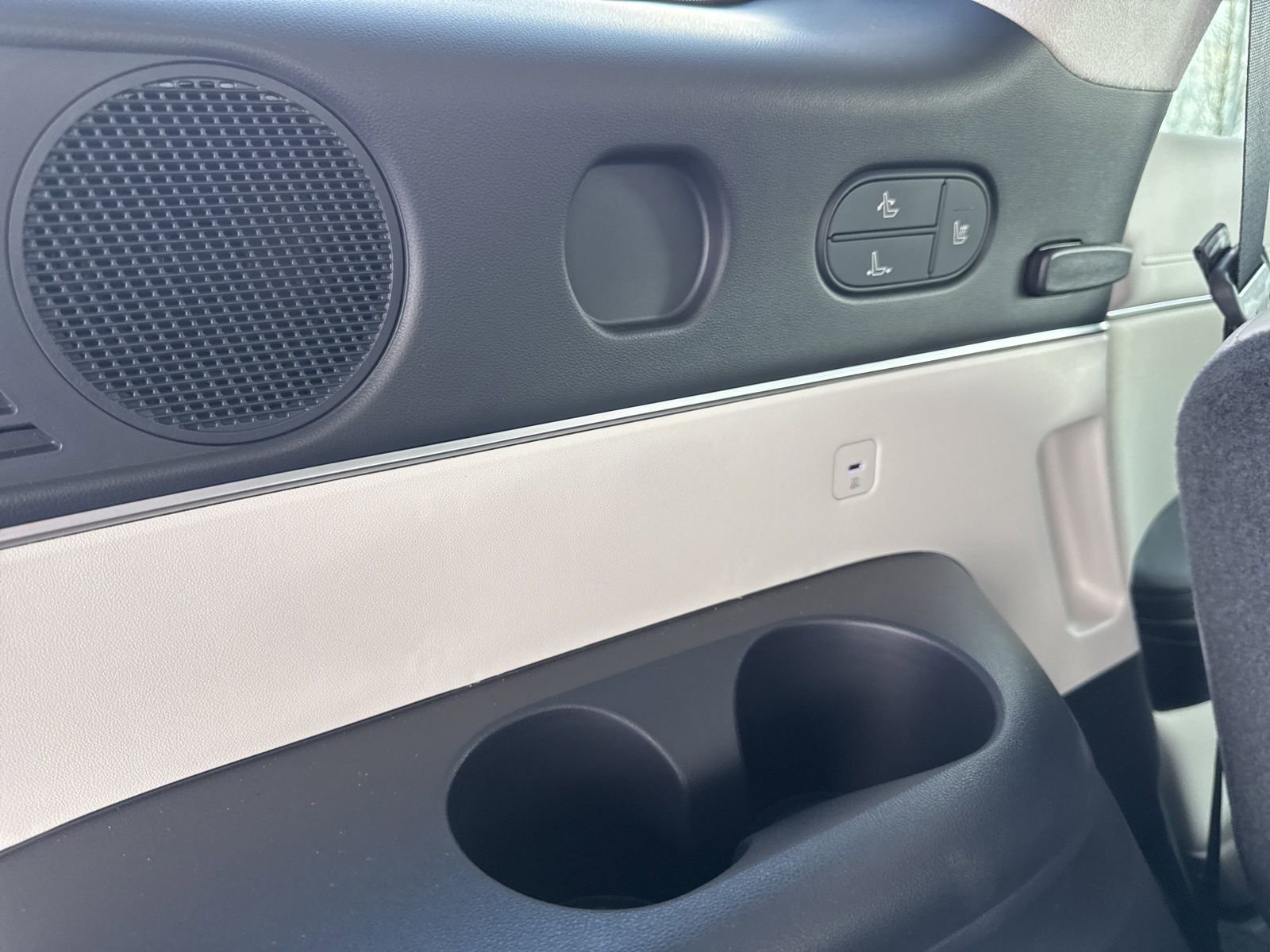 Used 2026 Hyundai Palisade Calligraphy image 15