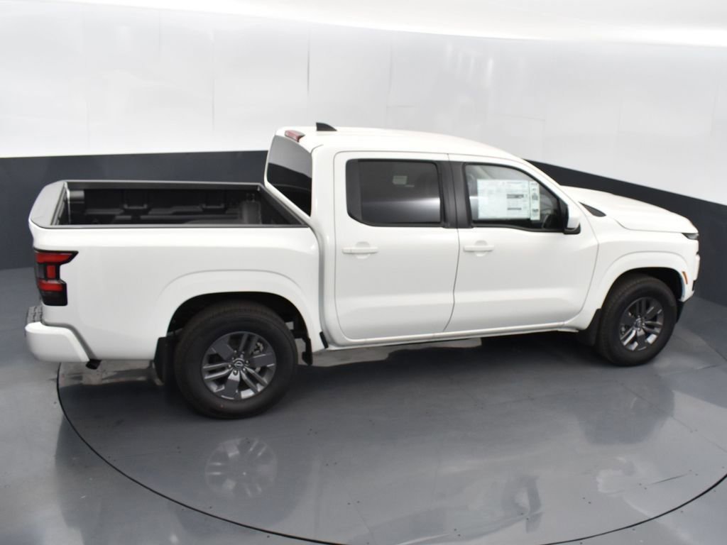 Used 2025 Nissan Frontier SV w/ Tow Package image 48