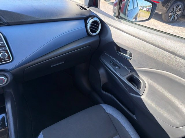 Used 2025 Nissan Versa SV FWD image 19