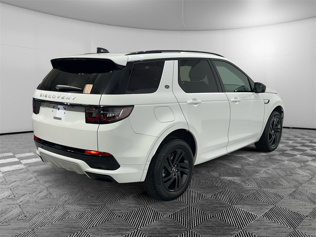 Used 2024 Land Rover Discovery Sport S image 4