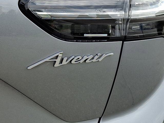 Used 2023 Buick Envision Avenir AWD/4WD image 32
