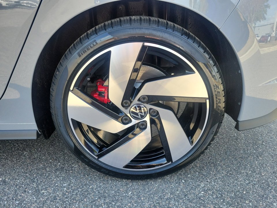 New 2026 Volkswagen Golf S image 23