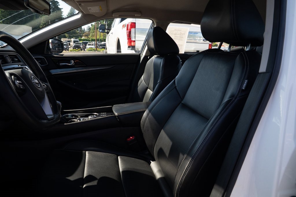 Used 2023 Nissan Maxima SV w/ Floor Mat Group image 19