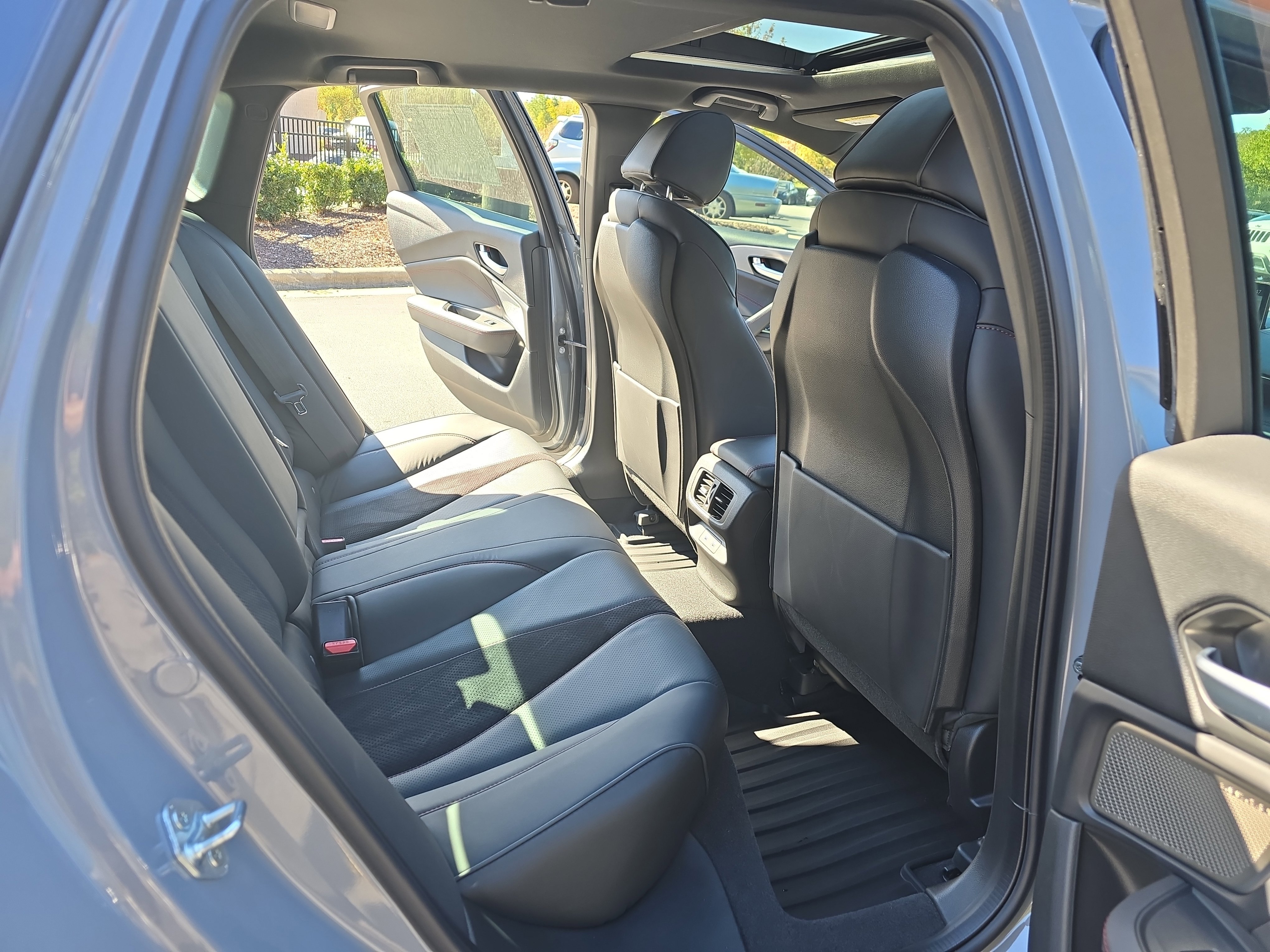 Used 2024 Acura TLX SH-AWD w/ A-SPEC Pkg image 10