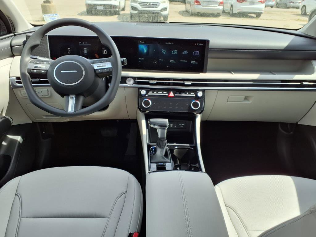 Used 2025 Hyundai Tucson SEL FWD image 5