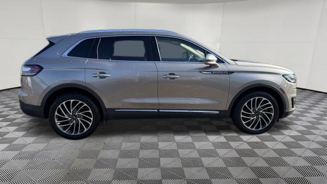 Used 2019 Lincoln Nautilus Reserve AWD/4WD image 6