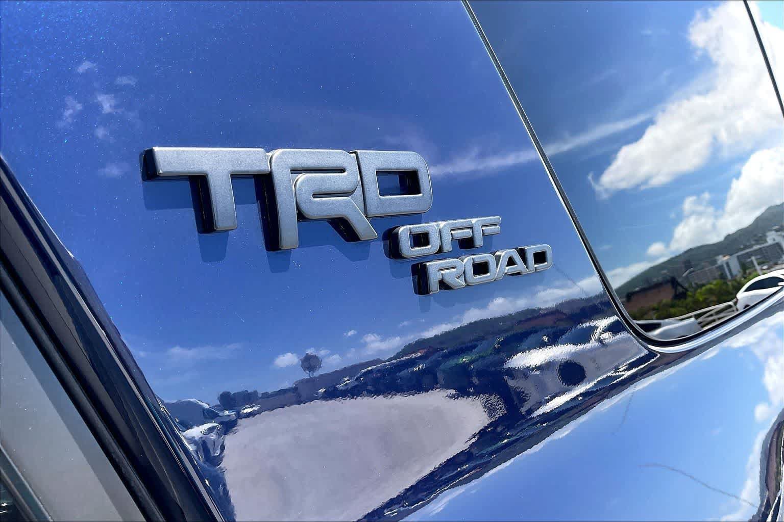 Used 2024 Toyota 4Runner TRD Off-Road Premium w/ Off Road Premium Plus Package AWD/4WD image 7