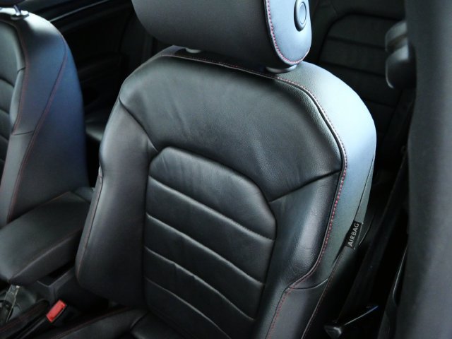 Used 2015 Volkswagen GTI SE w/ Lighting Package (SEL) FWD image 17