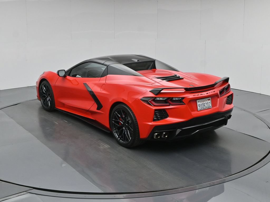 Used 2021 Chevrolet Corvette Stingray Premium Conv w/ Z51 Performance Package RWD image 43
