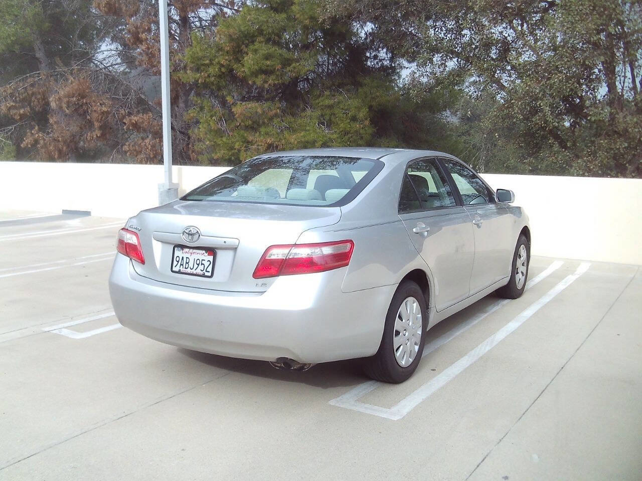 Used 2009 Toyota Camry LE image 7