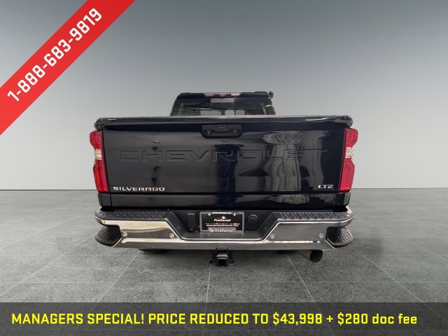 Used 2021 Chevrolet Silverado 2500 LTZ w/ LTZ Plus Package AWD/4WD image 29