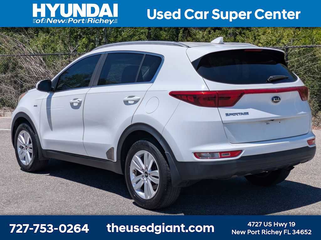 Used 2017 Kia Sportage LX w/ LX Popular Package AWD/4WD image 3