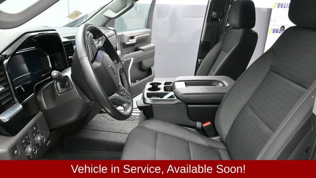 Used 2023 Chevrolet Silverado 1500 LT Trail Boss w/ Protection Package AWD/4WD image 18