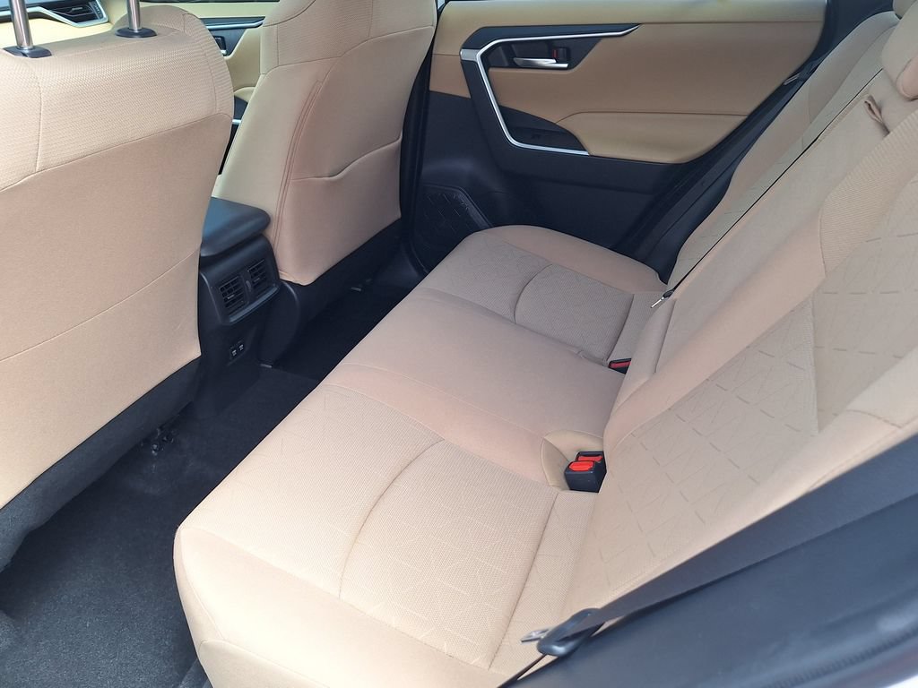 Used 2019 Toyota RAV4 XLE w/ Convenience Package AWD/4WD image 11