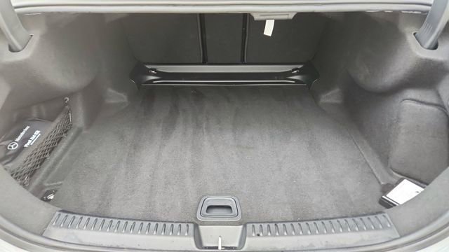 Used 2024 Mercedes-Benz E 350 4MATIC Sedan image 15