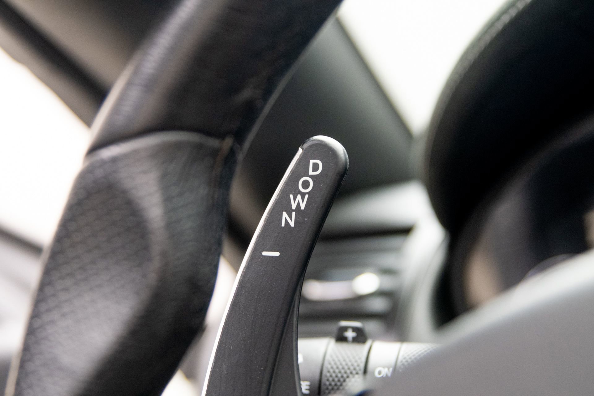 Used 2018 Maserati GranTurismo Sport image 25