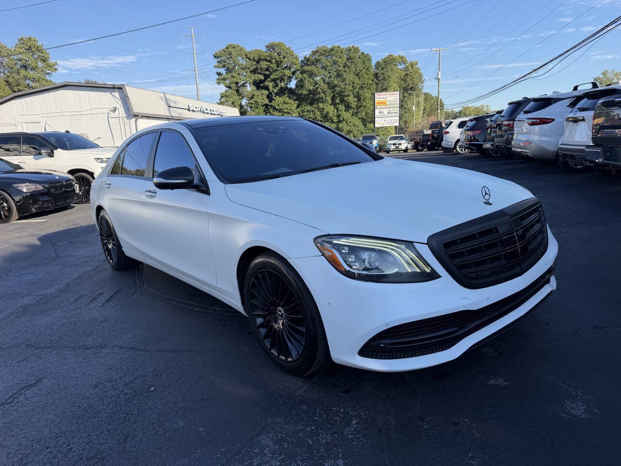 Used 2019 Mercedes-Benz S 560 4MATIC Sedan image 3
