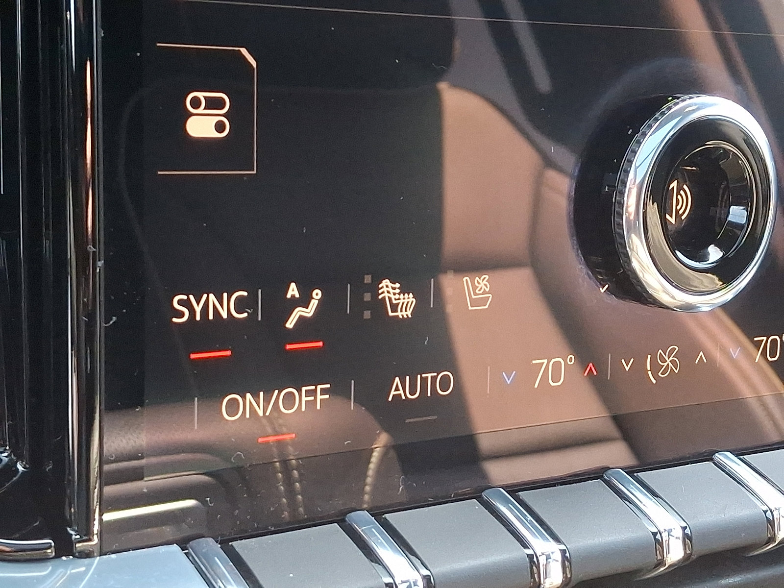 Used 2025 GMC Yukon XL Elevation w/ Elevation Premium Package image 27