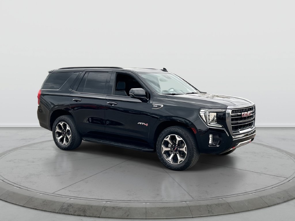 Used 2023 GMC Yukon AT4 w/ Technology Package AWD/4WD image 2