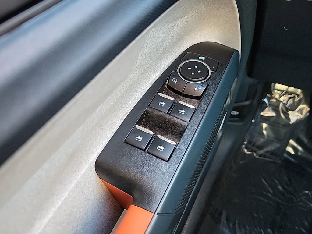 Used 2024 Ford Maverick XLT image 27