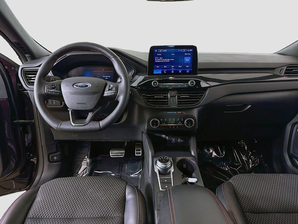 Certified 2023 Ford Escape ST-Line AWD/4WD image 23