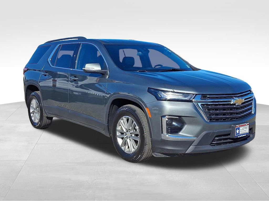 Used 2023 Chevrolet Traverse LT