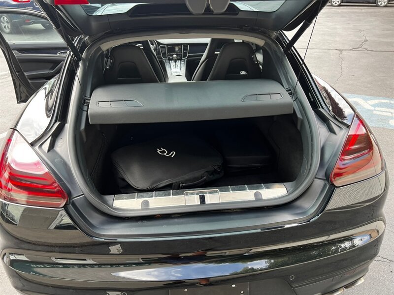 Used 2014 Porsche Panamera S RWD image 23