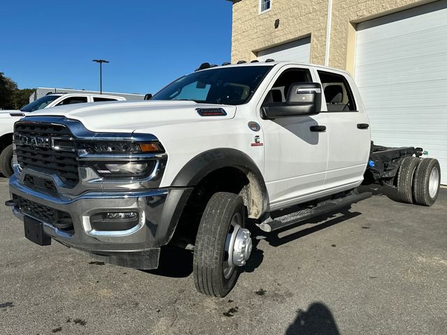 New 2026 RAM 5500 Tradesman w/ Chrome Appearance Group image 4