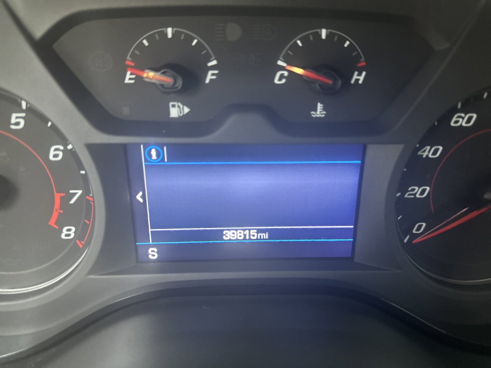 Used 2022 Chevrolet Camaro LT w/ Redline Edition RWD image 12