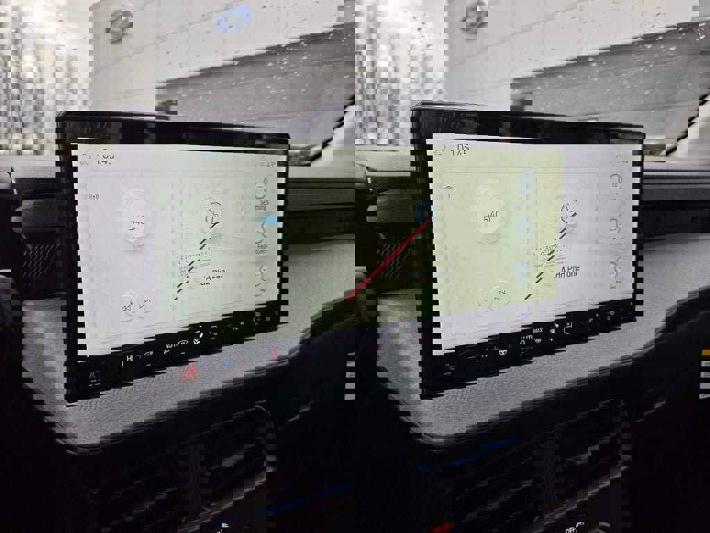 New 2026 Ford Maverick XLT w/ XLT Luxury Package image 14