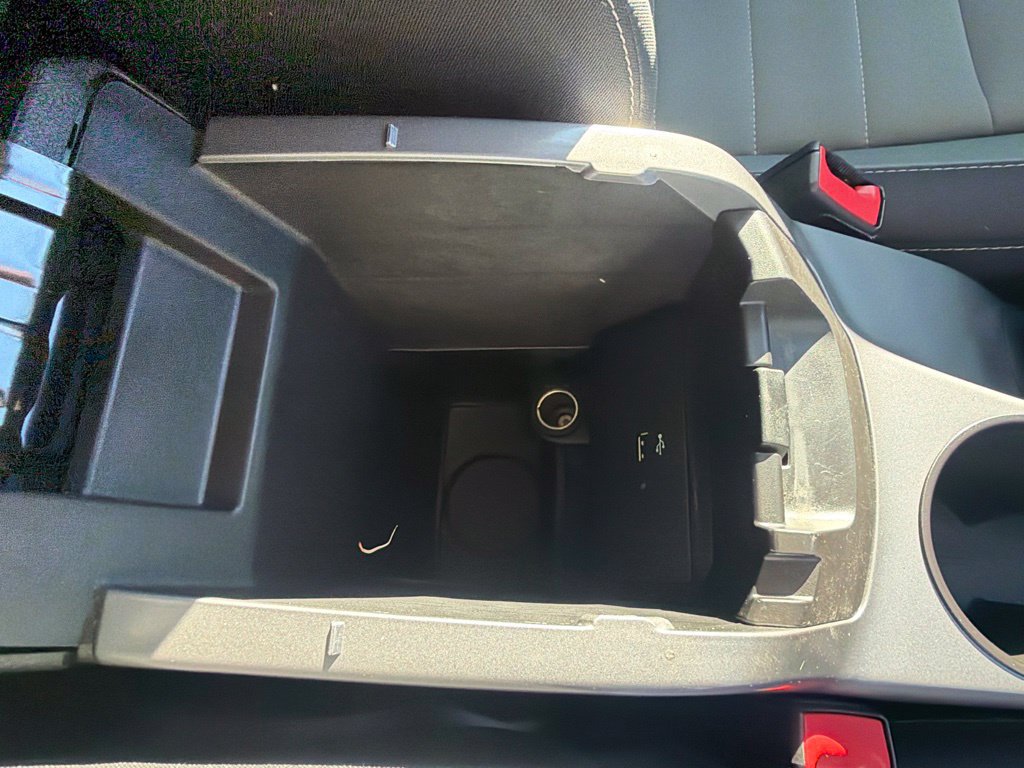 Used 2016 Ford Escape SE FWD image 44
