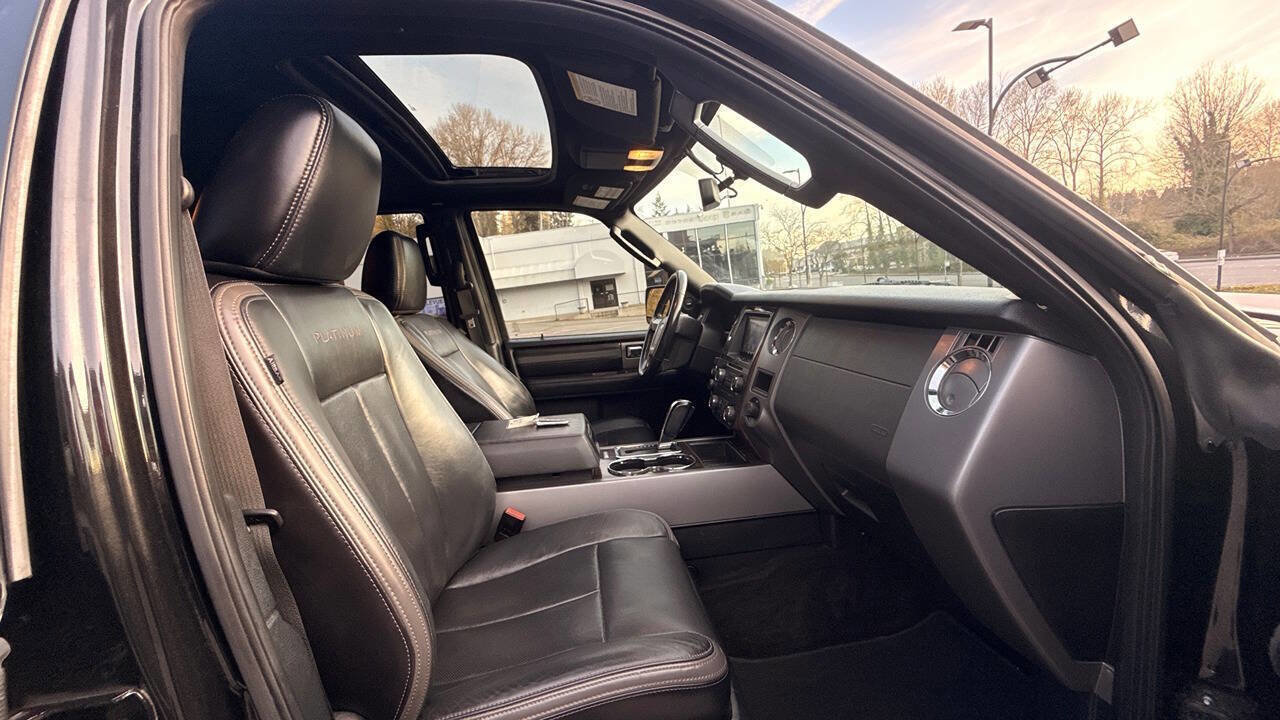 Used 2015 Ford Expedition Platinum image 39