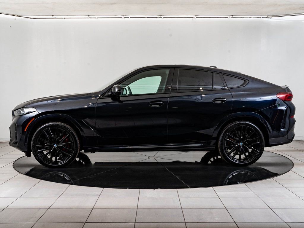 Used 2024 BMW X6 M60i image 5