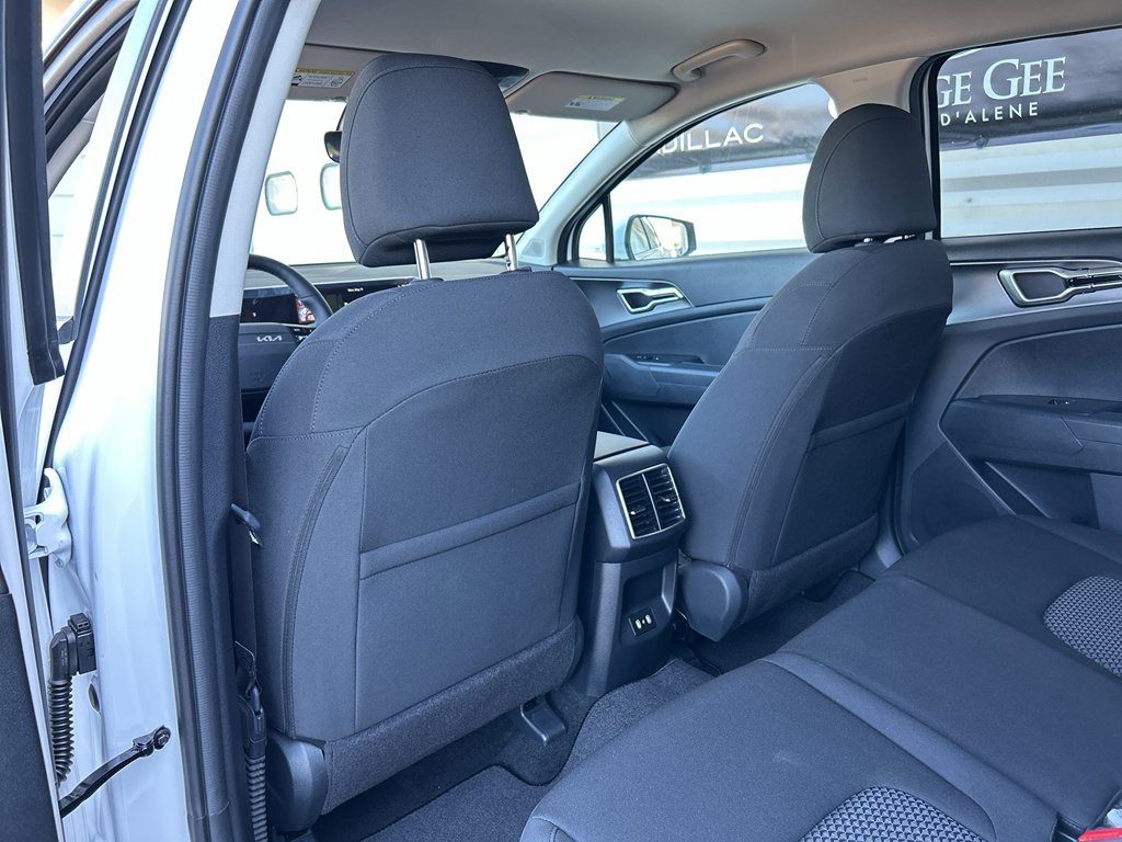 New 2026 Kia Sportage LX AWD/4WD image 13