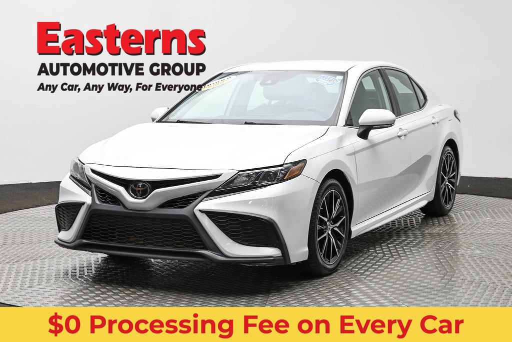 Used 2023 Toyota Camry SE