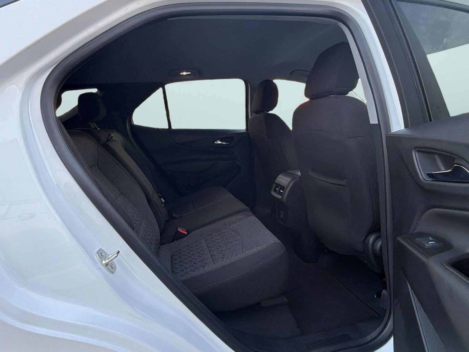 Used 2023 Chevrolet Equinox LT AWD/4WD image 27