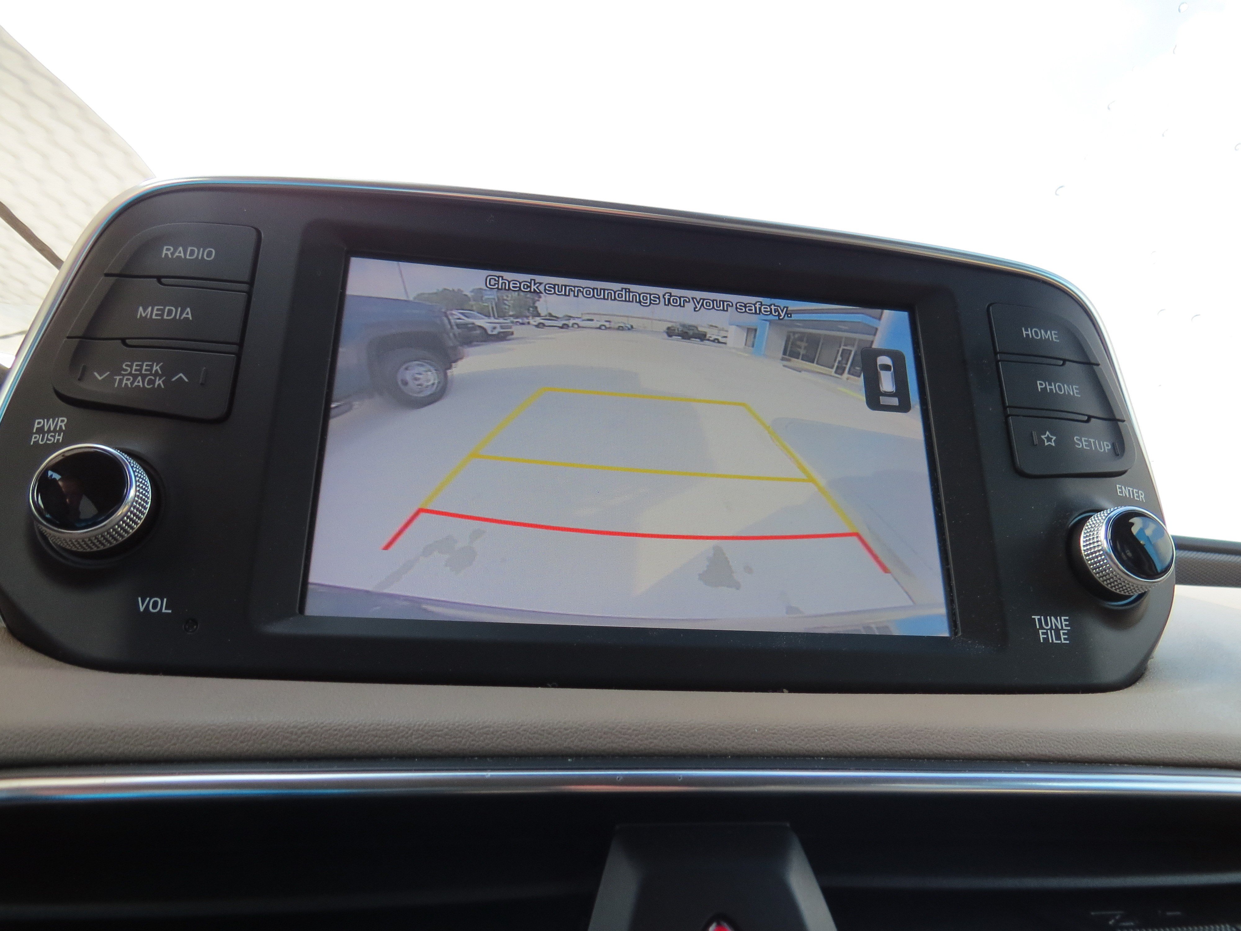 Used 2020 Hyundai Santa Fe SE FWD image 20