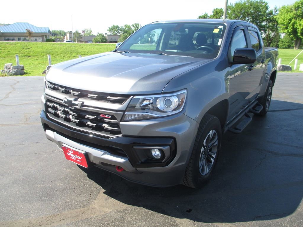 Used 2022 Chevrolet Colorado Z71 AWD/4WD image 10