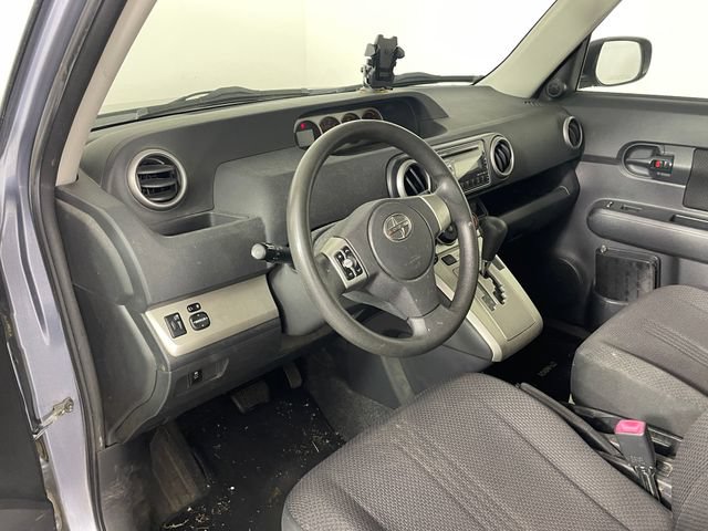 Used 2009 Scion xB FWD image 3