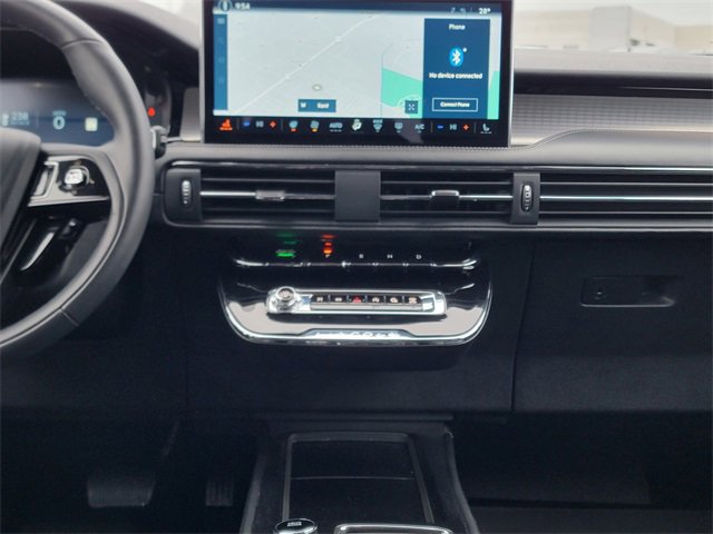 Certified 2024 Lincoln Corsair AWD w/ Equipment Group 101A image 27