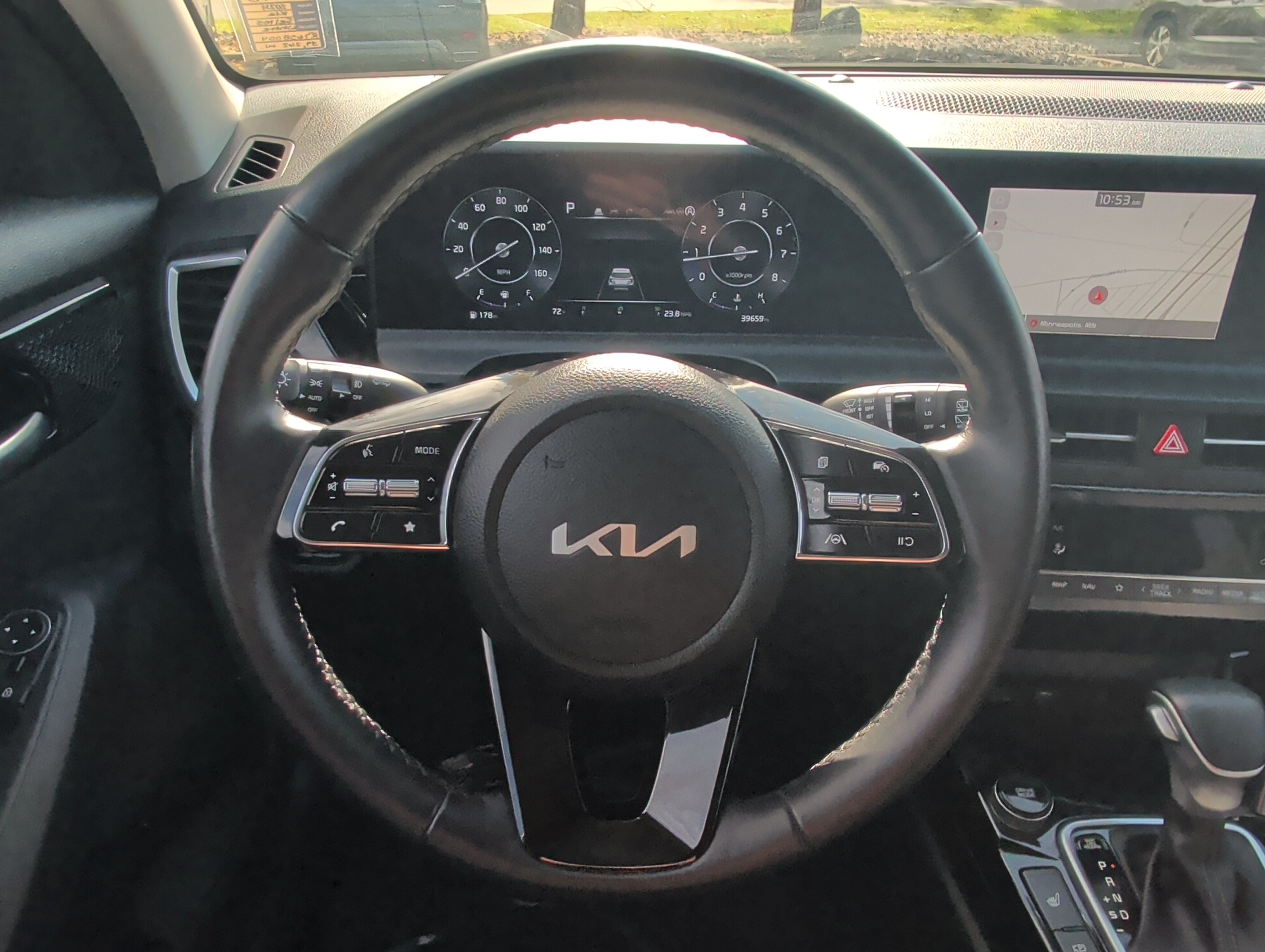 Used 2024 Kia Seltos S AWD/4WD image 21