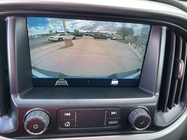 Used 2022 Chevrolet Colorado LT w/ LT Convenience Package image 11