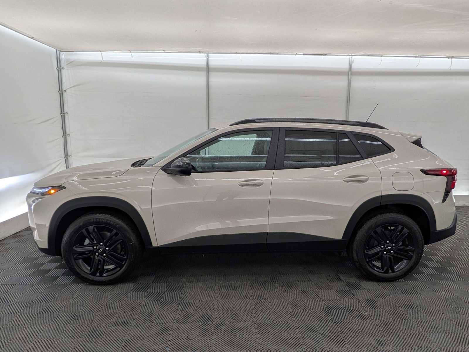 New 2026 Chevrolet Trax ACTIV image 3